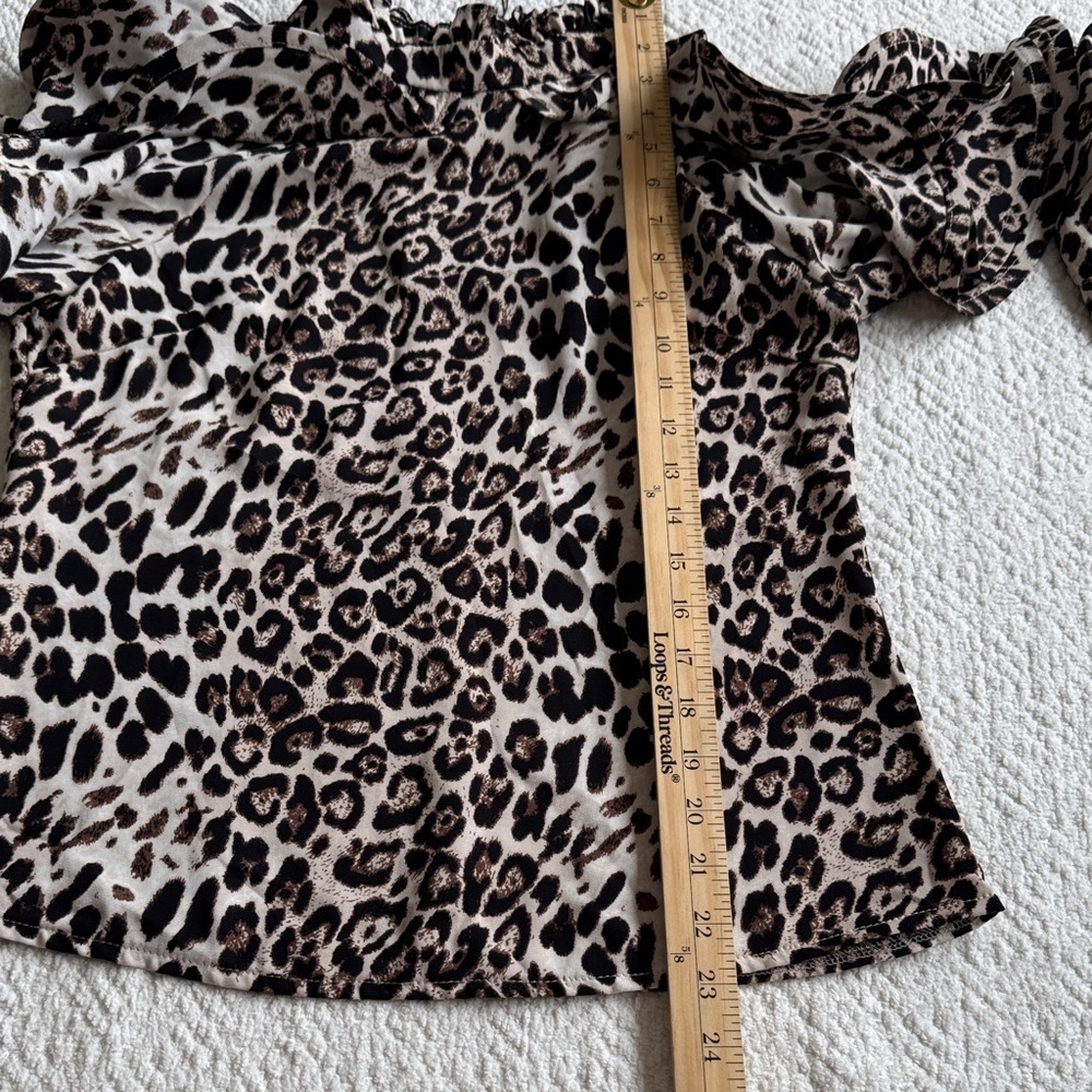 NWT Why Dress Wildly Chic Leopard Print Blouse with Ruffle Sleeves Sz S - Picture 8 of 13
